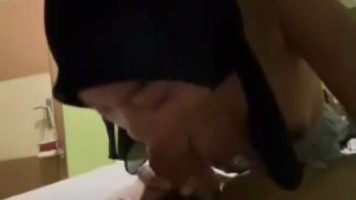 Dewi Binor Jilbab Candu Diewe Kontol Besar